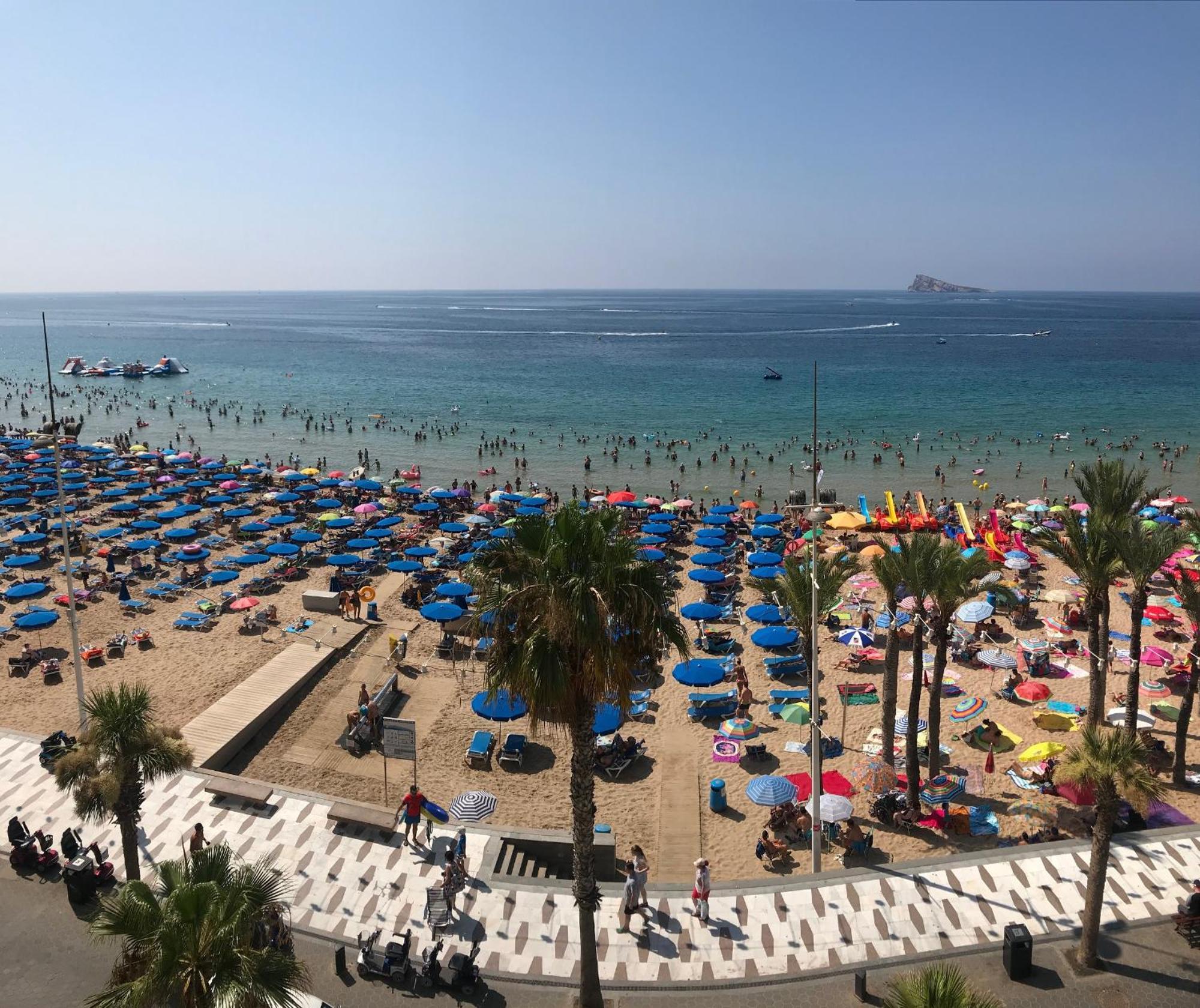 Principado Levante Blueline Benidorm Luaran gambar